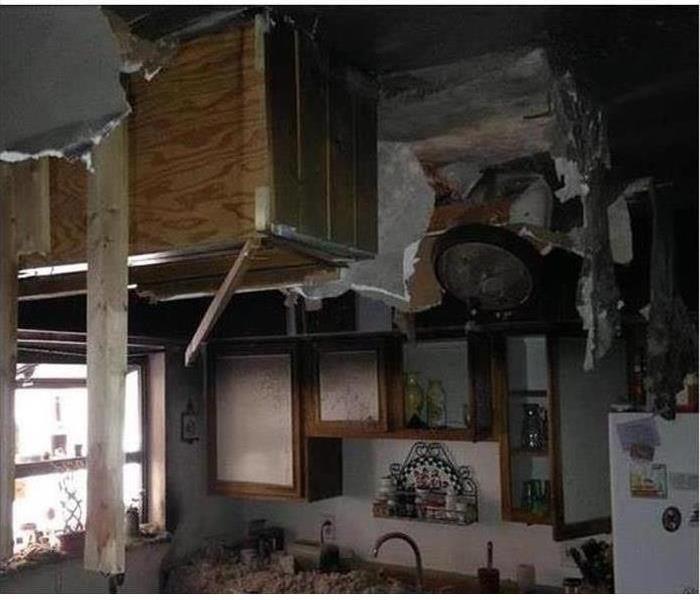 Kitchen fire damage in Windermere, FL